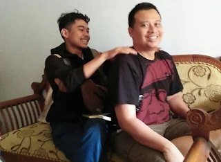 Rum dan Puthut EA