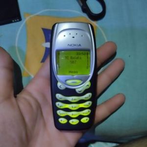 Nokia jadul di tangan