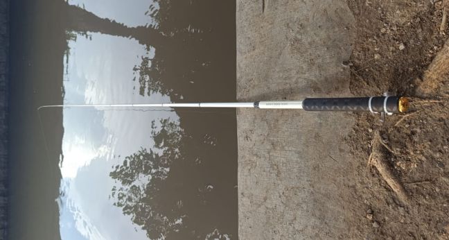 Enaknya pakai reel tokos metal dan tegek kolong untuk mancing santai